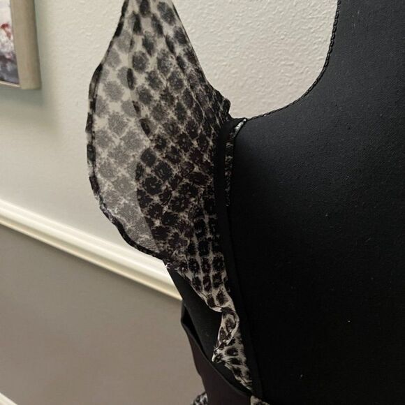 NWT BCBGeneration Black & White  Sun Dress size 6 - Picture 7 of 15